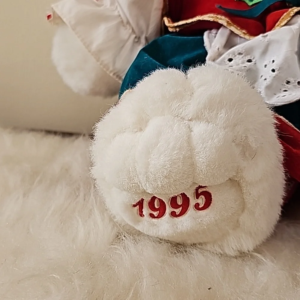 Vintage 1995 embroidered